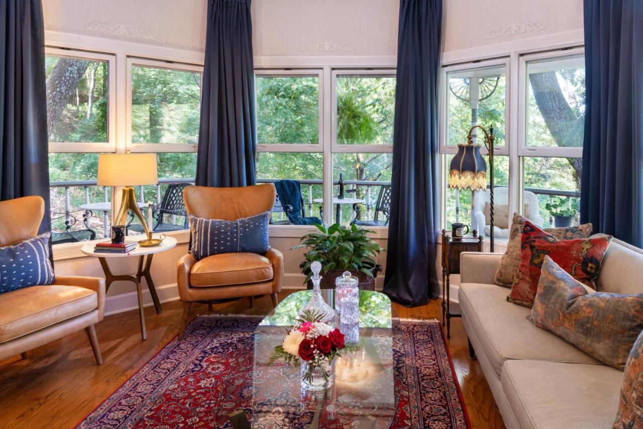 Arsenic And Old Lace Bed & Breakfast Inn Eureka Springs Eksteriør billede